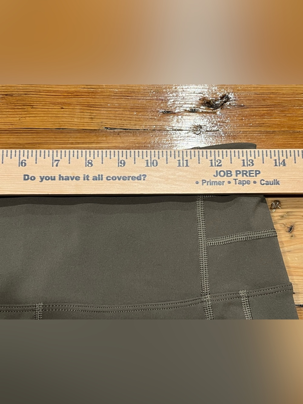 Lorna Jane Phone Pocket Ankle Biter Leggings in Olive Green • Medium - Picture 7 of 8